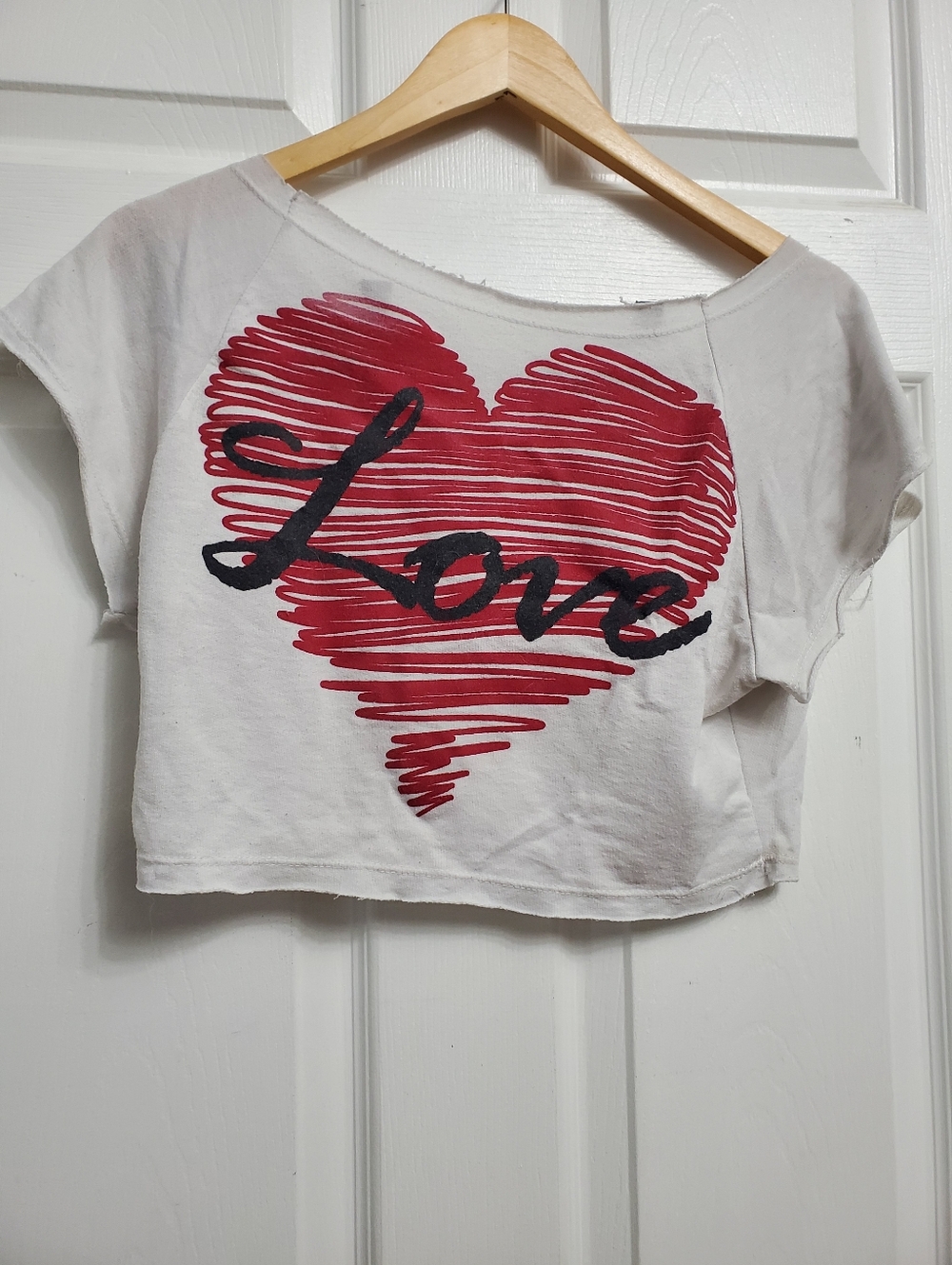 Seductions Red Heart Love White Cropped Top - Size S